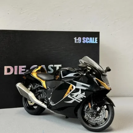 1:9 Suzuki Hayabusa GSX-1300R Diecast Model